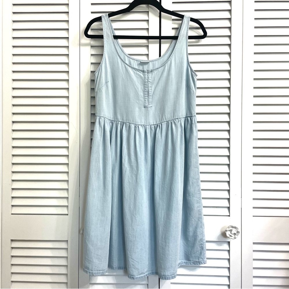 Light Blue Sleeveless Dress